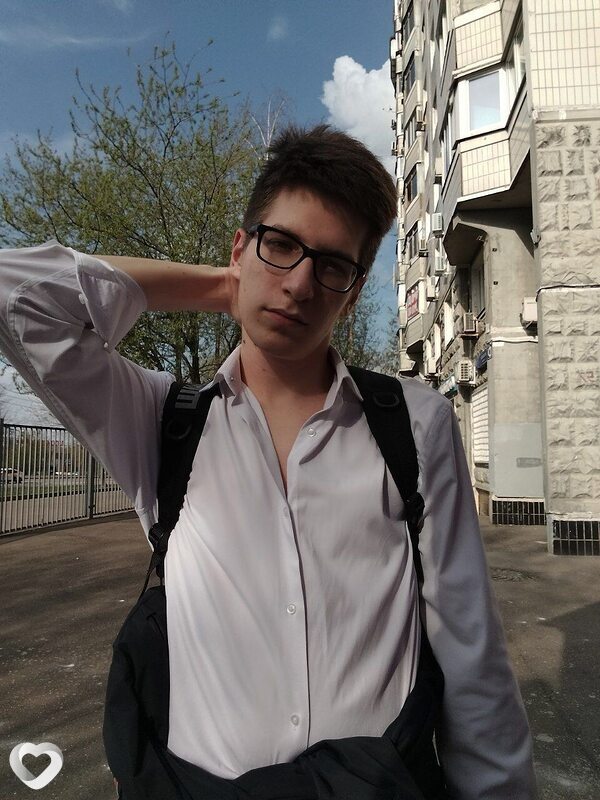 Александр, 19, Сургуте — анкета №2276386