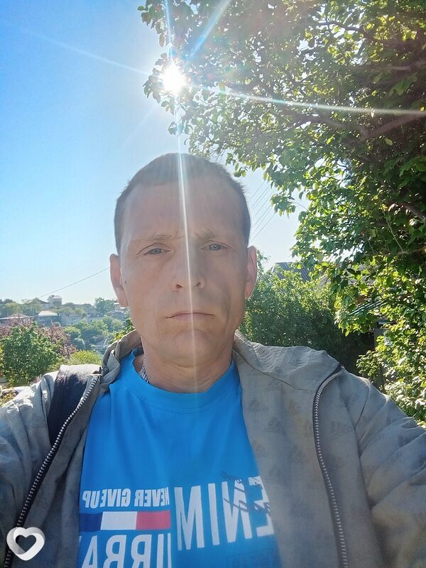 Олег, 43, Новороссийске — анкета №2276663