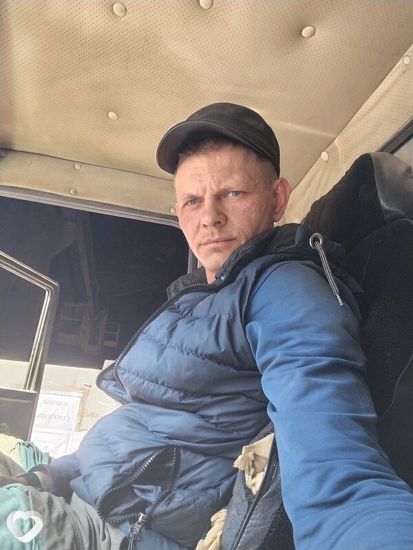 Дмитрий, 37, Белокуракине — анкета №2277465