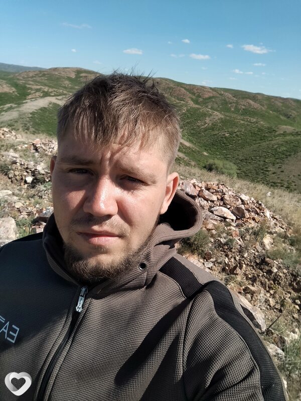 Степан, 25, Шахтинске — анкета №2277296