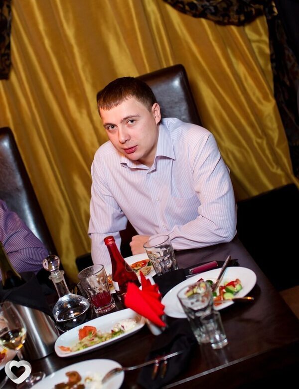 Alex, 39, Богучаре — анкета №2277402