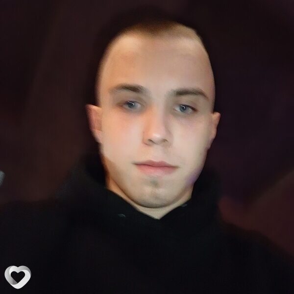 Александр, 21, Ишиме — анкета №2277417