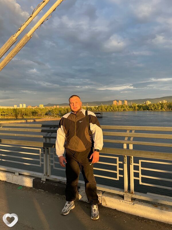 Михаил, 25, Красноярске — анкета №2277253