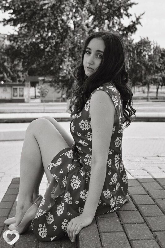 Алёна, 27, Гомеле — анкета №2277591