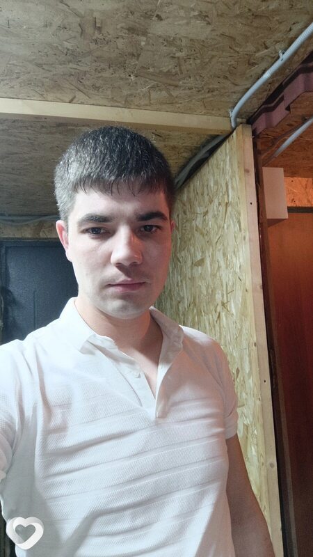 Александр, 29, Ачинске — анкета №2277617