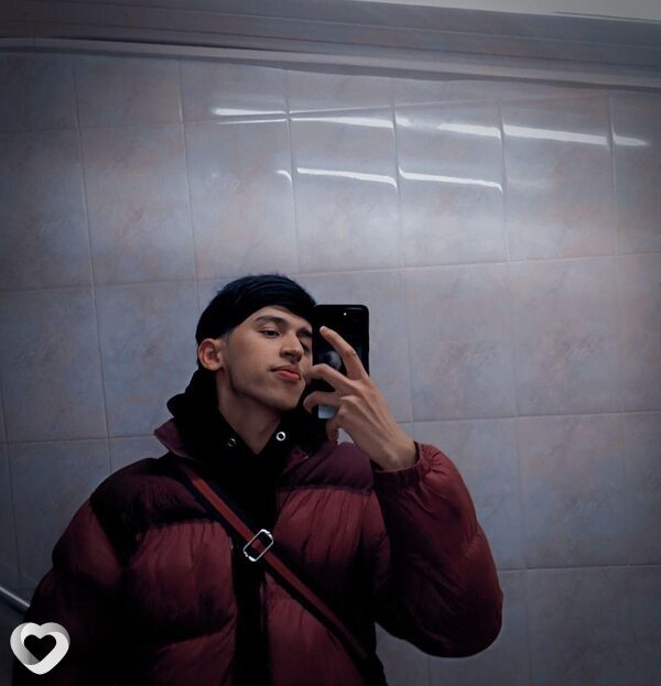 Алек, 22, Москве — анкета №2279229