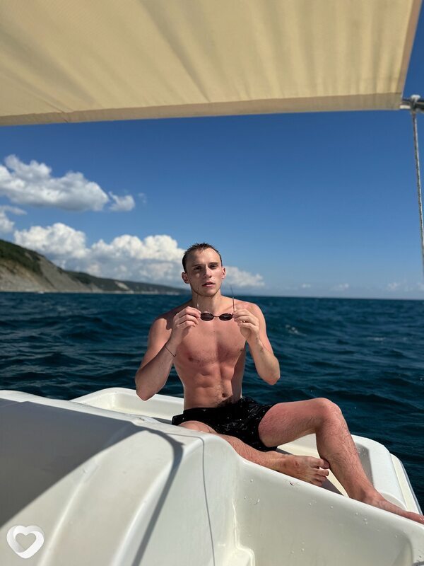 Александр, 24, Москве — анкета №2279315