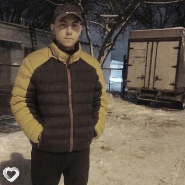Макс, 21, Семенове — анкета №2279463