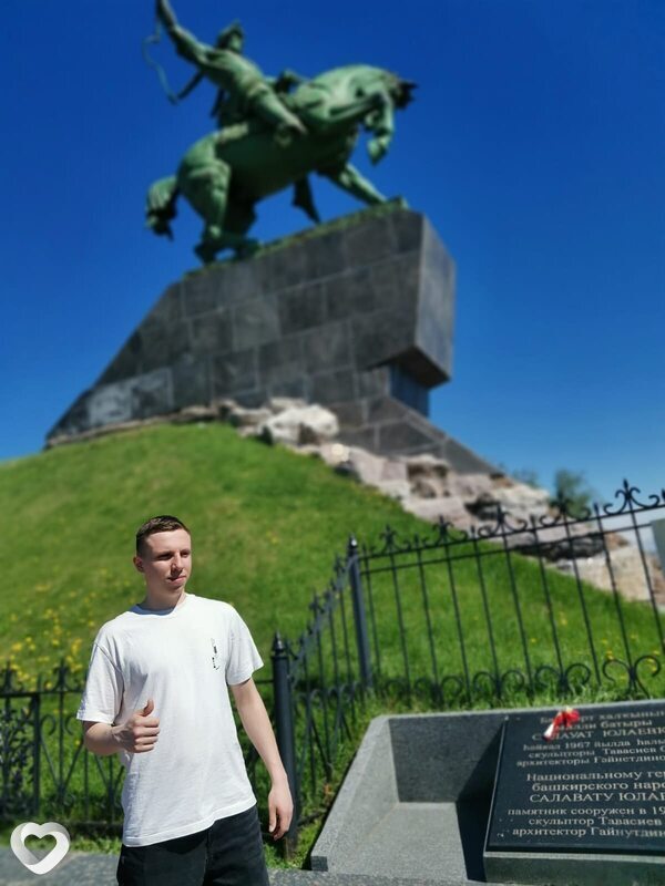 Слава, 23, Екатеринбурге — анкета №2279438