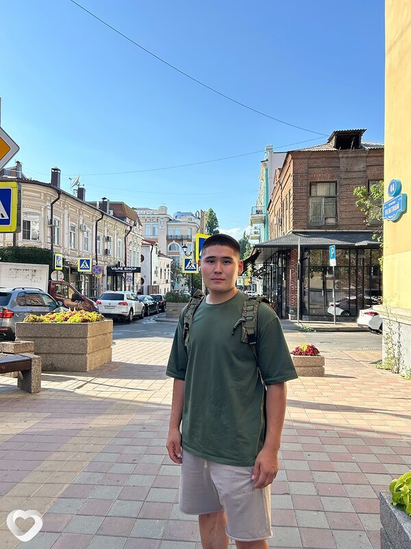 Антон, 26, Абакане — анкета №2279997