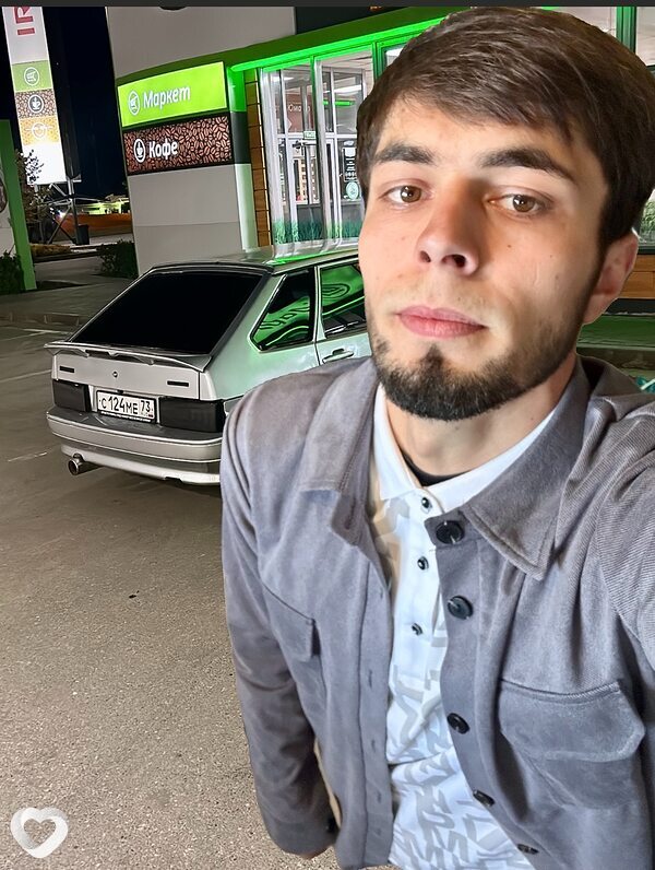Русик, 26, Артеме — анкета №2281188