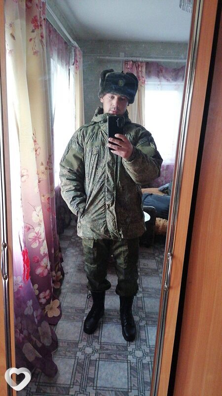 Артём, 21, Амвросиевке — анкета №2281299