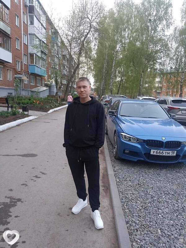 Рома, 30, Воткинске — анкета №2281857