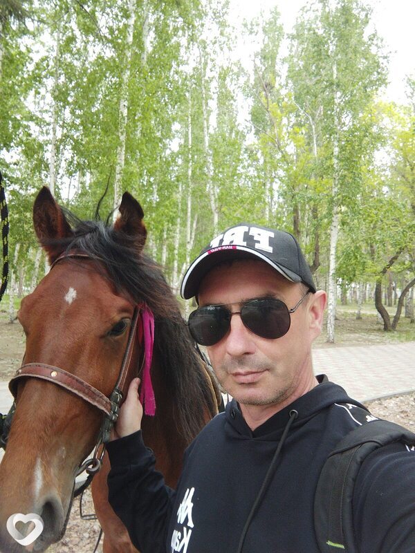 Артем, 47, Павлодаре — анкета №2281688