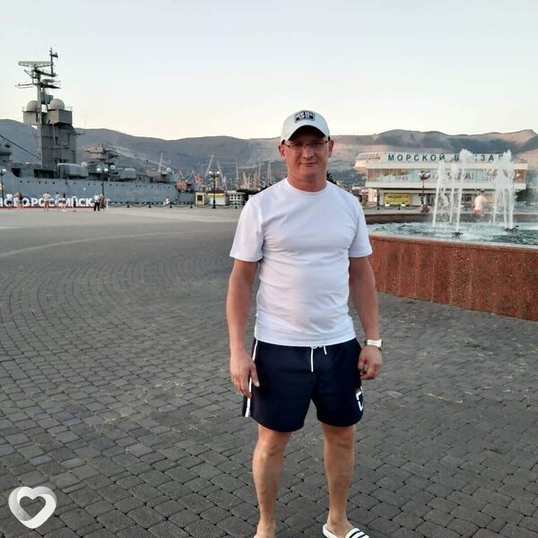 Артём, 46, Новороссийске — анкета №2281992