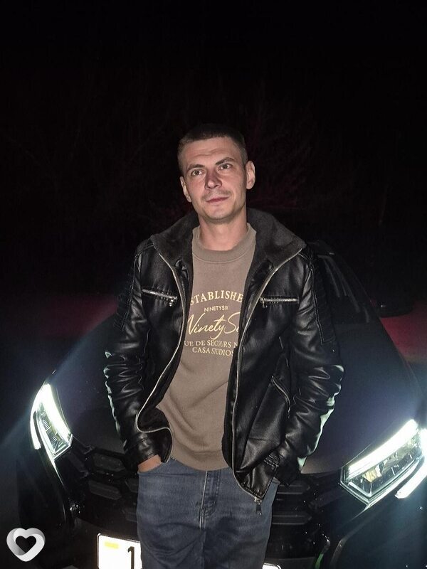 Евгений, 29, Любани — анкета №2281946