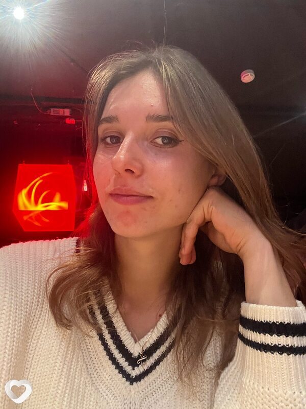 Юля, 20, Твери — анкета №2282579