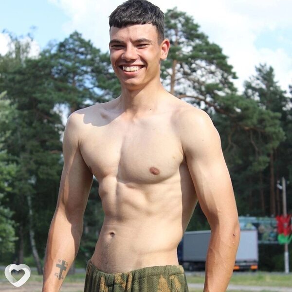 Степан, 21, Жлобине — анкета №2282859