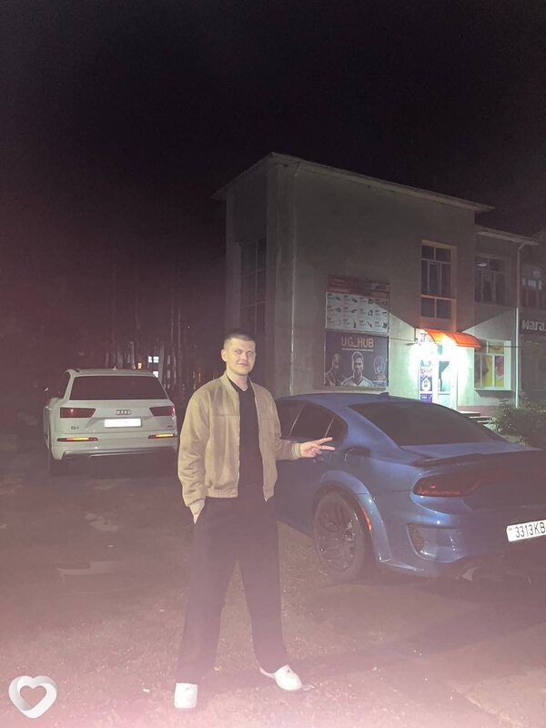 Михаил, 22, Минске — анкета №2282683