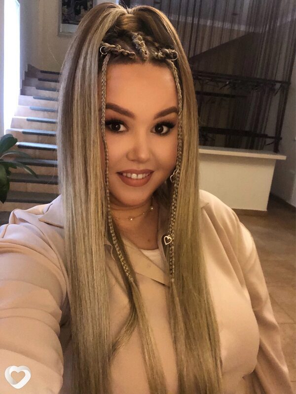 Алёна, 28, Димитровграде — анкета №2282603