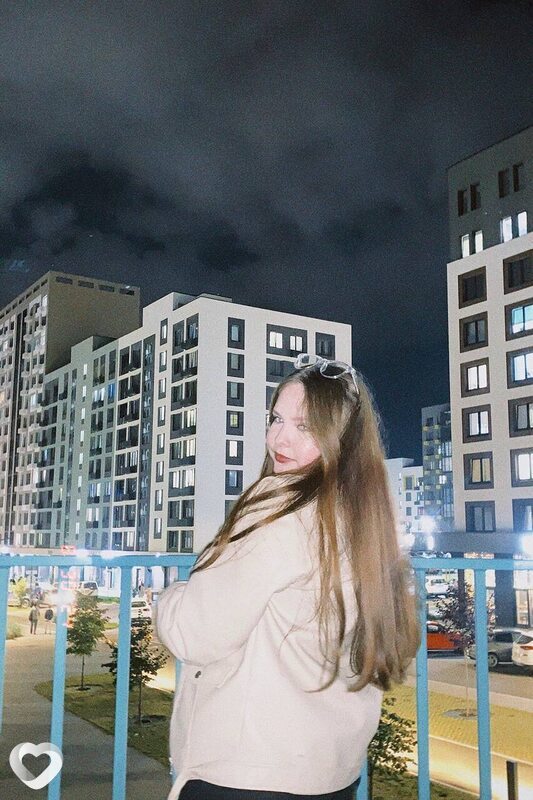 Анюта, 21, Березниках — анкета №2283299