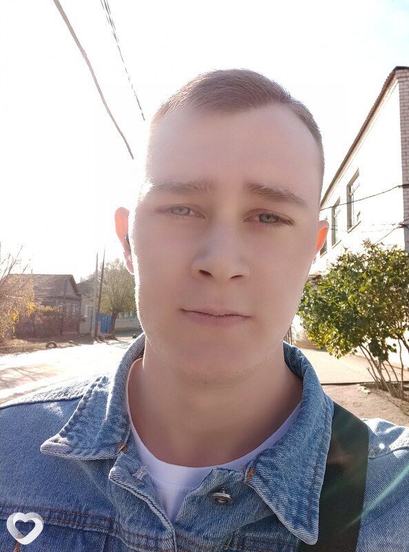 Денчик, 21, Волжском — анкета №2283592