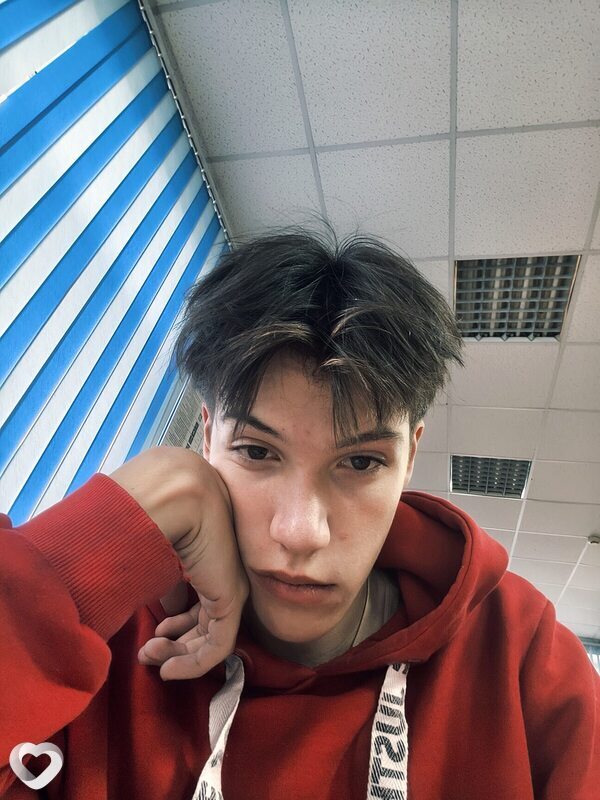 Кирилл, 19, Минске — анкета №2284647