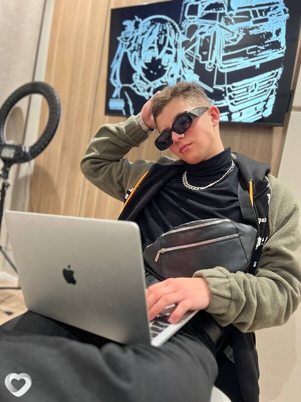 Николай, 23, Красноярске — анкета №2284777