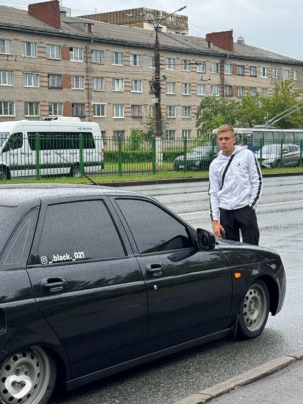 Максим, 21, Москве — анкета №2285306