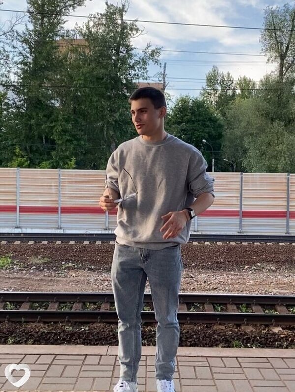 Дмитрий, 23, Москве — анкета №2285498
