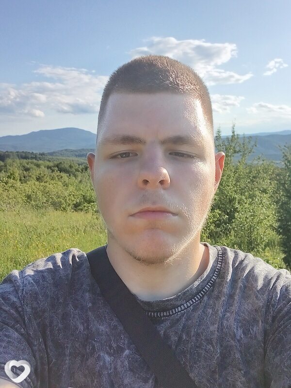 Андрій, 20, Ужгороде — анкета №2285505
