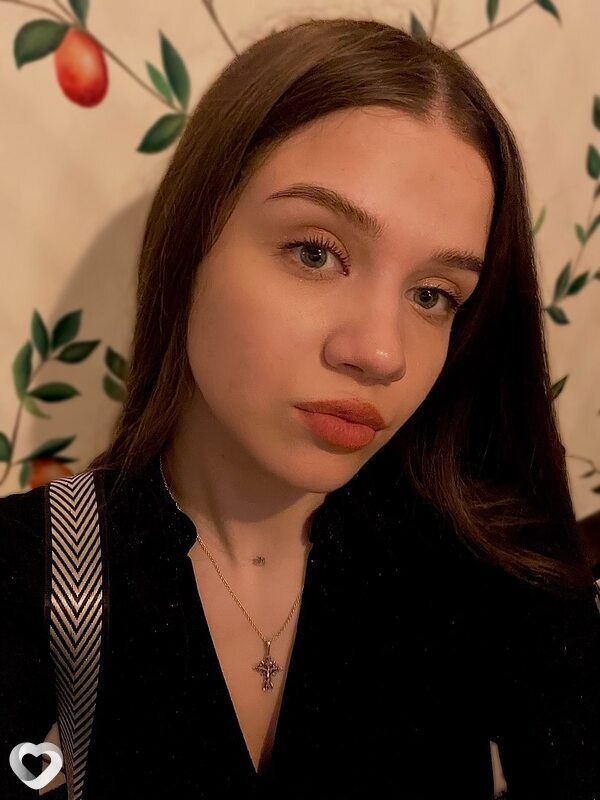 Даша, 23, Томске — анкета №2285593