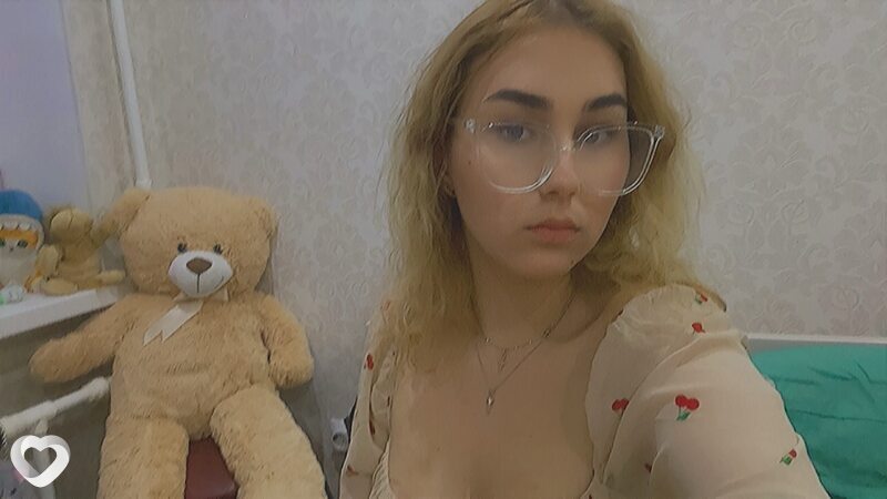 Анастасия, 19, Новороссийске — анкета №2285662