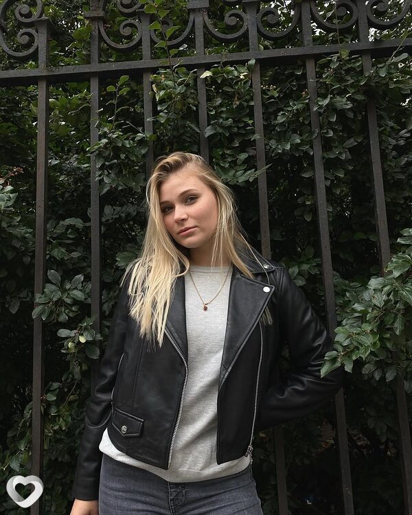Анна, 25, Урае — анкета №2285722