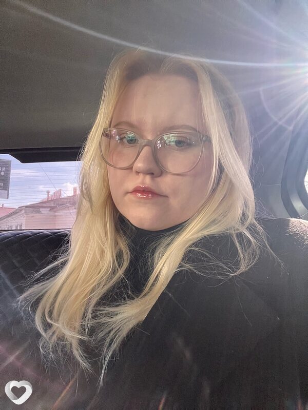 Юлия, 21, Архангельске — анкета №2286033