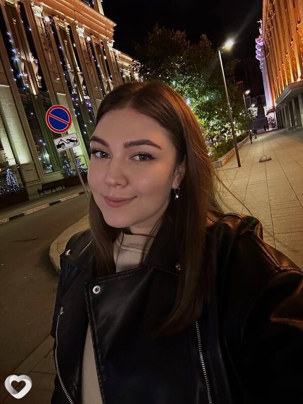 Алиса, 25, Екатеринбурге — анкета №2287080