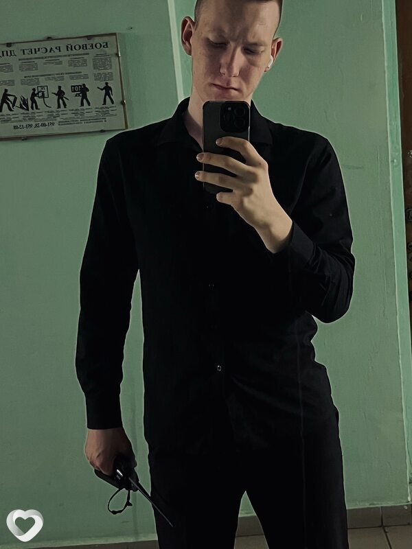 Александр, 21, Москве — анкета №2286644