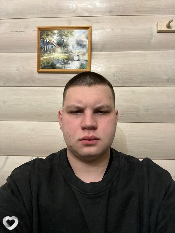 Владислав, 19, Серове — анкета №2286576