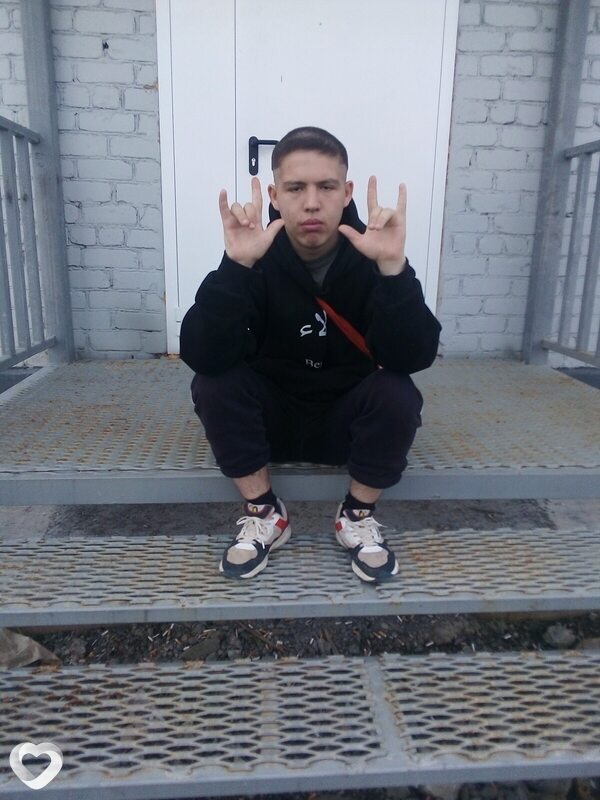Рустик Молотов, 19, Перми — анкета №2287119