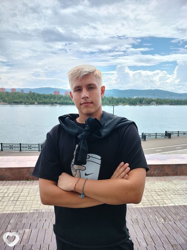 Даниил, 19, Красноярске — анкета №2287758