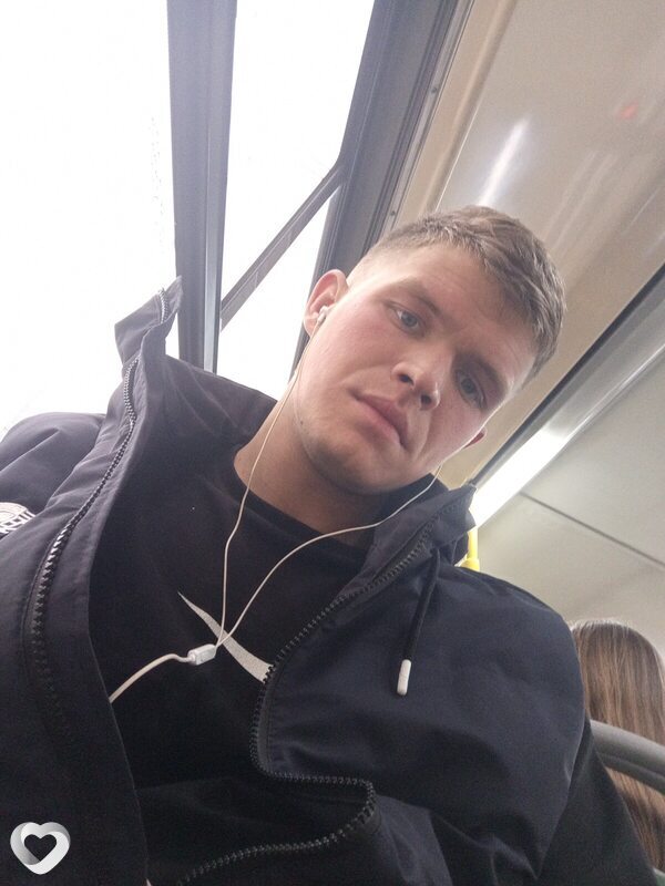 Влад, 25, Тюмени — анкета №2288088
