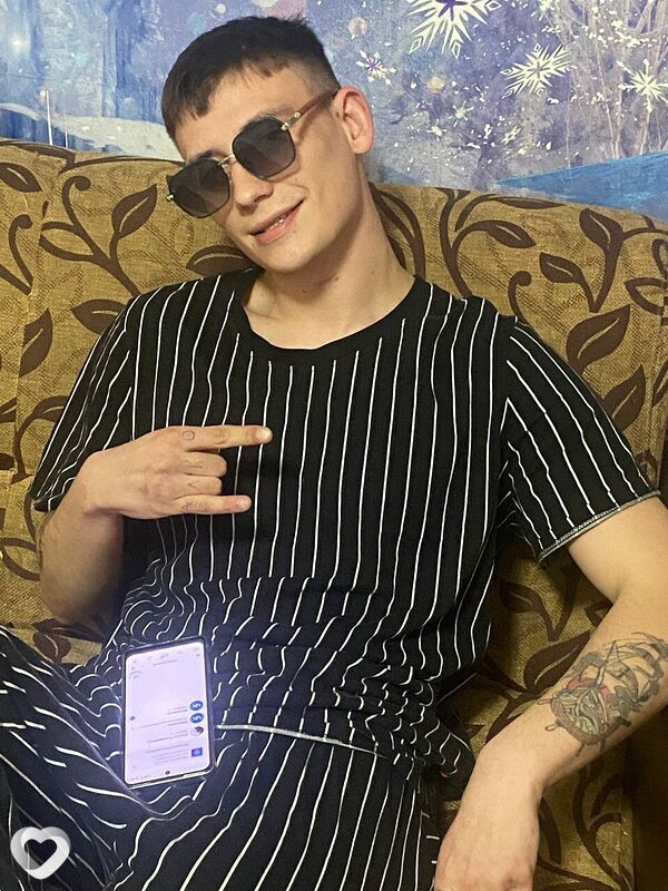 Денис, 22, Копыле — анкета №2288850