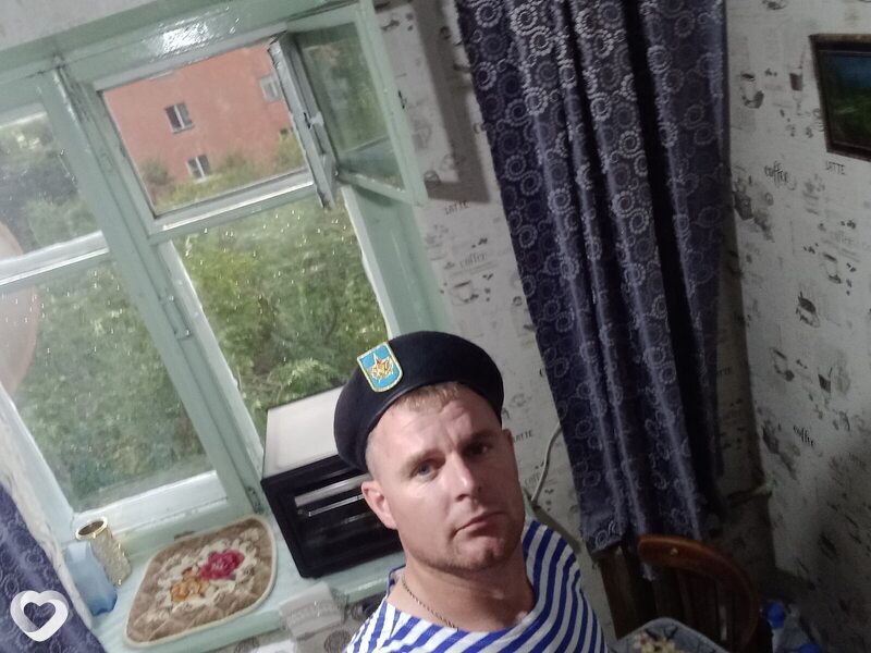 Евгений, 35, Усть-Каменогорск — анкета №2289335