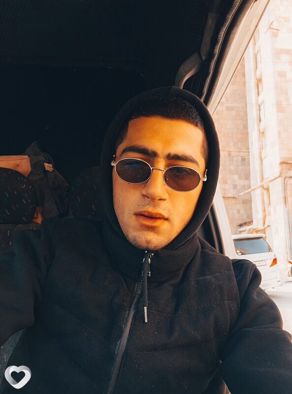Акоб, 22, Москве — анкета №2289663