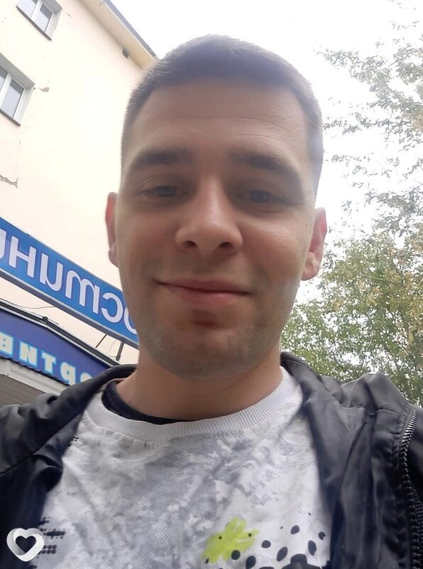 Витя, 26, Москве — анкета №2290625