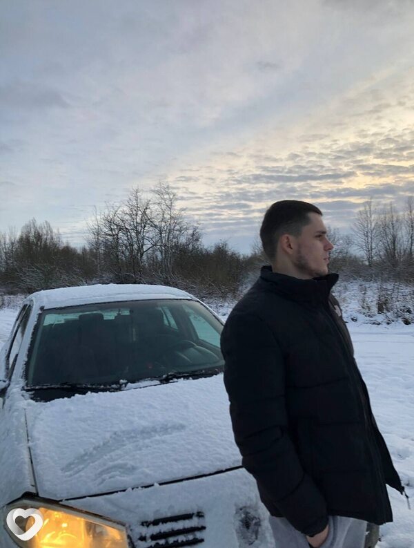 Дмитрий, 21, Гусеве — анкета №2290767