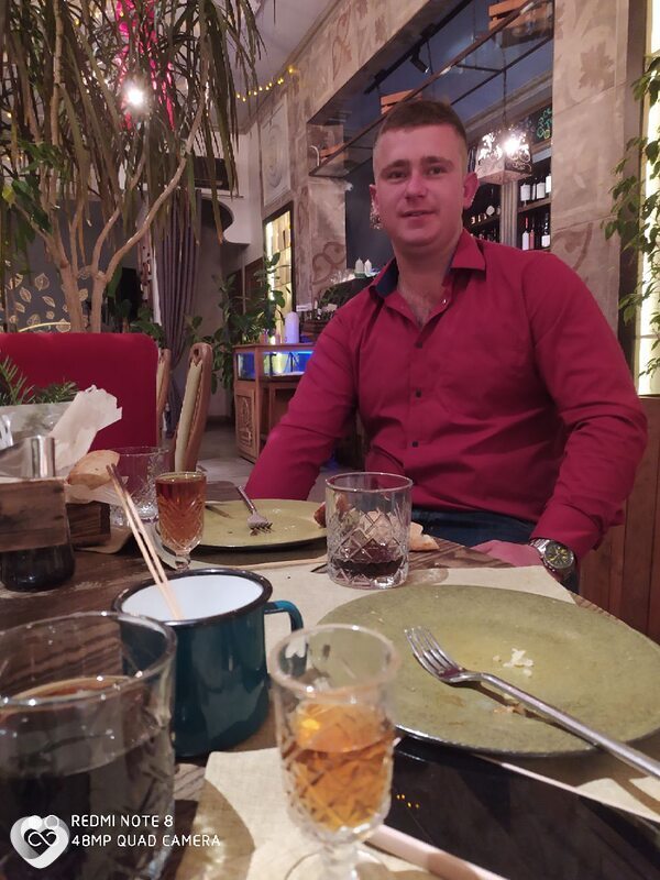 Дима, 27, Феодосии — анкета №2291629