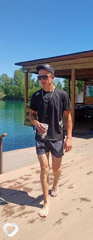 Александр, 31, Бийске — анкета №2291430