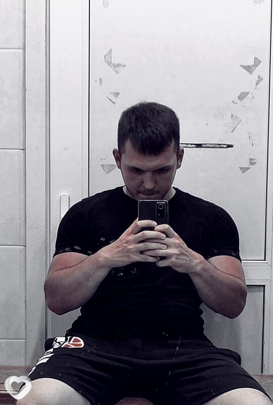 Илья, 26, Ярославле — анкета №2291527