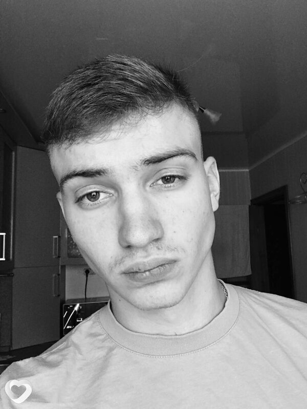 Денис, 23, Воронеже — анкета №2292842